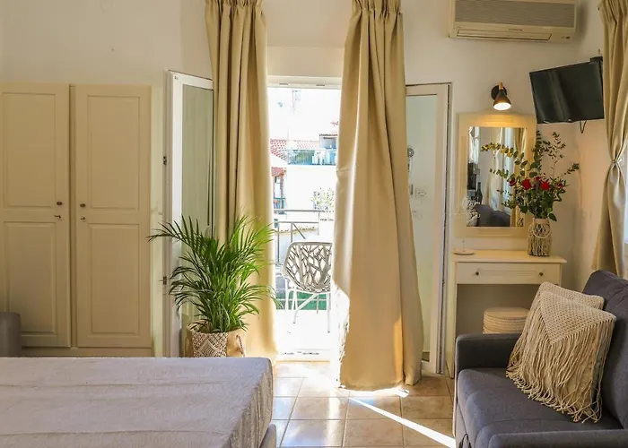 La Fleur Aparthotel Skiathos Town